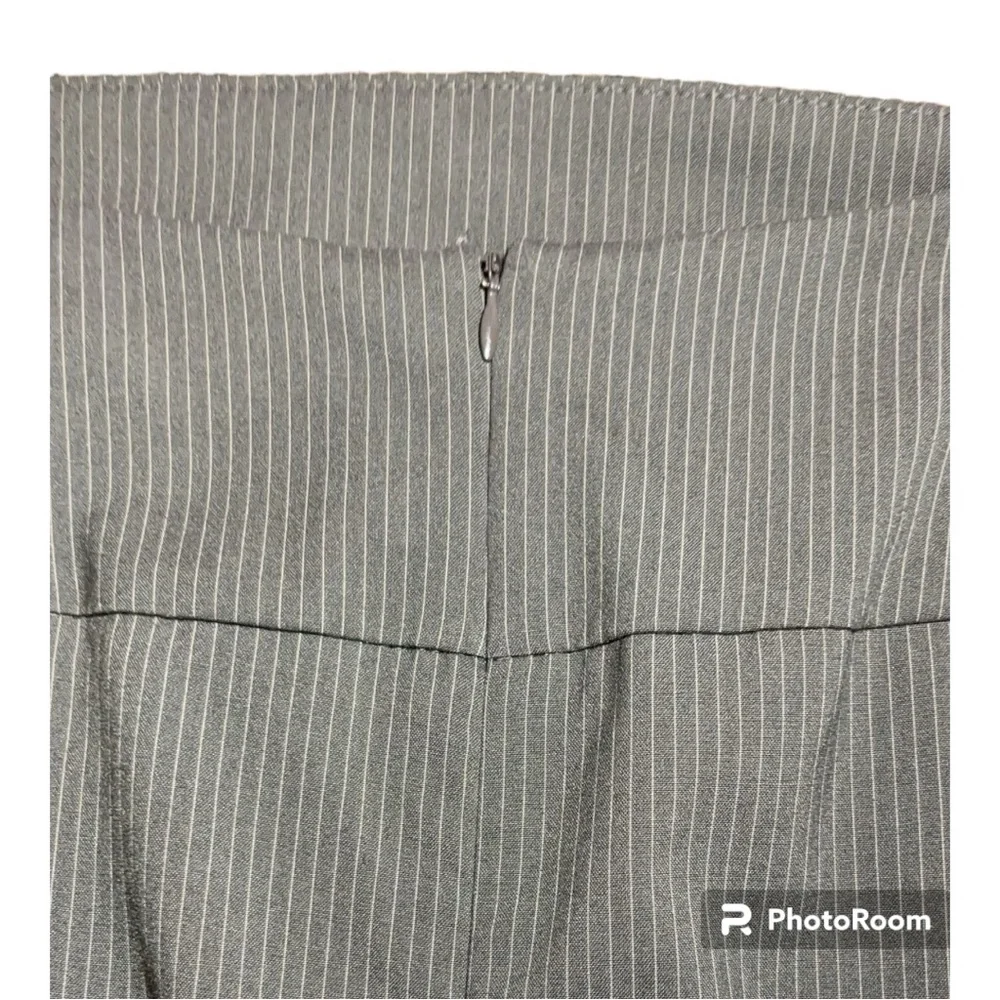 Express Skirt - Picture 4 of 4